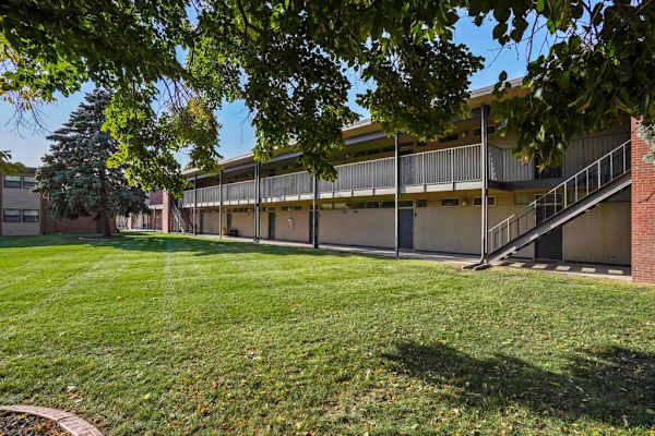 Kearney Apartment Homes property